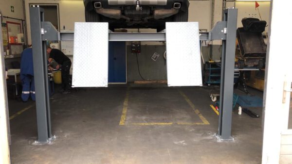 4-post lift mega - professional garages